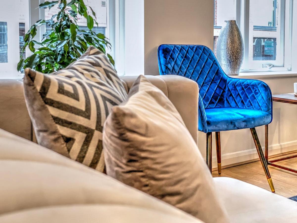 City Centre, 2 Bedroom, Secured Parking, 3 King Bed, Wifi Sleep 6 Guest Comfortable On Three King Size Beds, Jewellery Quarter , Birmingham City Centre , Allocated Secured Parking Εξωτερικό φωτογραφία