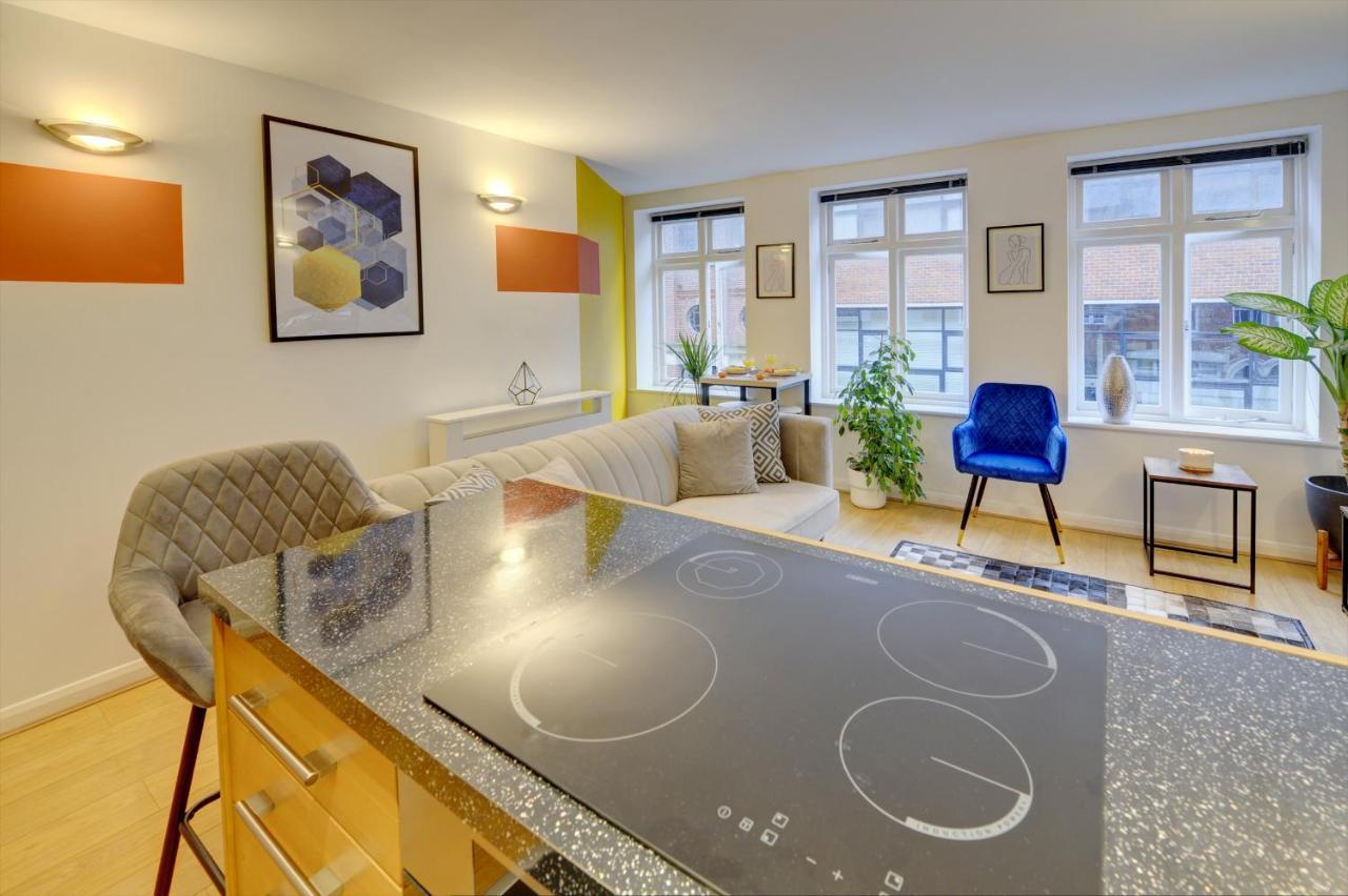 City Centre, 2 Bedroom, Secured Parking, 3 King Bed, Wifi Sleep 6 Guest Comfortable On Three King Size Beds, Jewellery Quarter , Birmingham City Centre , Allocated Secured Parking Εξωτερικό φωτογραφία