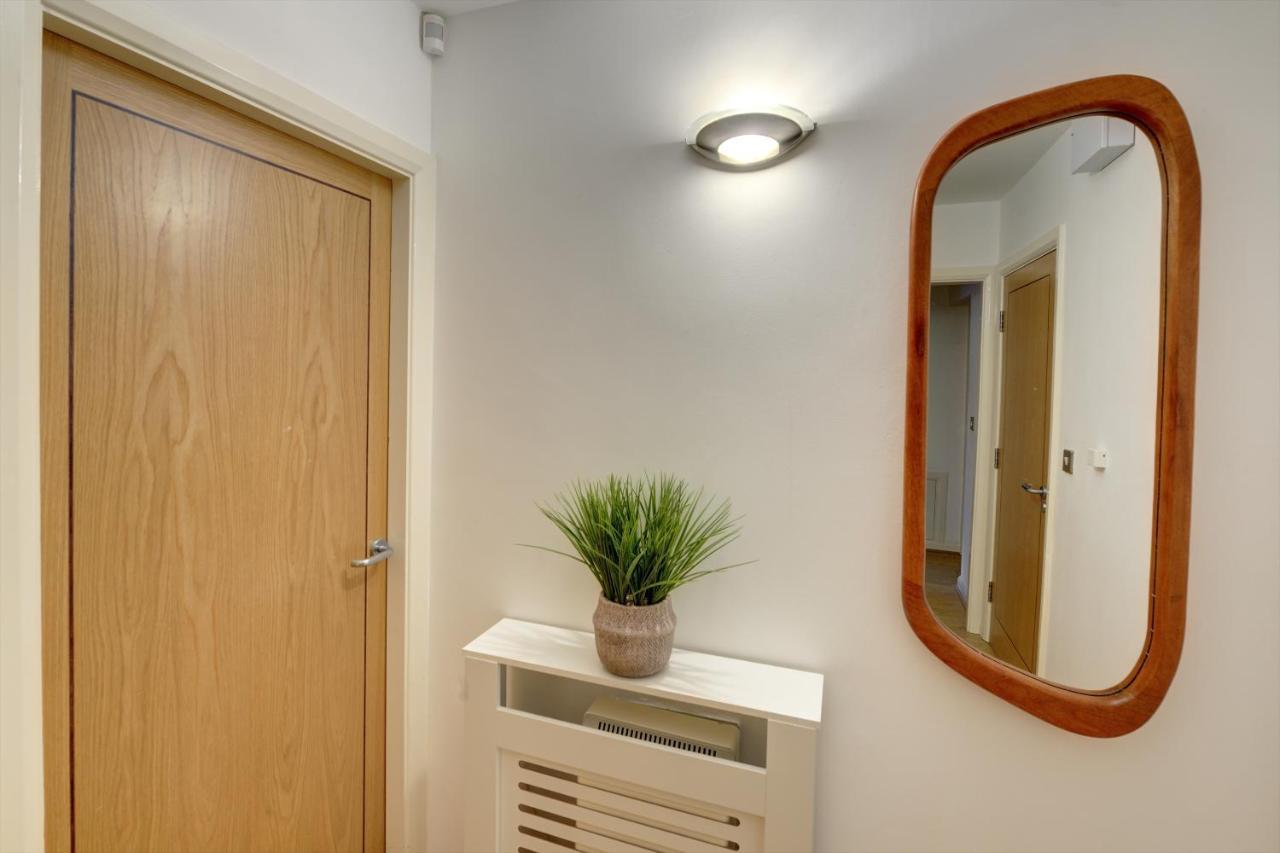City Centre, 2 Bedroom, Secured Parking, 3 King Bed, Wifi Sleep 6 Guest Comfortable On Three King Size Beds, Jewellery Quarter , Birmingham City Centre , Allocated Secured Parking Εξωτερικό φωτογραφία