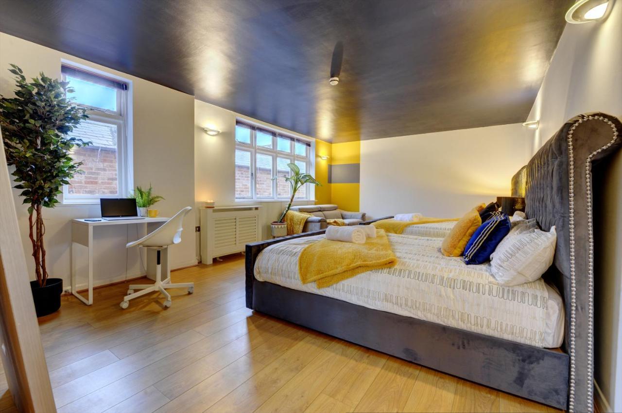 City Centre, 2 Bedroom, Secured Parking, 3 King Bed, Wifi Sleep 6 Guest Comfortable On Three King Size Beds, Jewellery Quarter , Birmingham City Centre , Allocated Secured Parking Εξωτερικό φωτογραφία