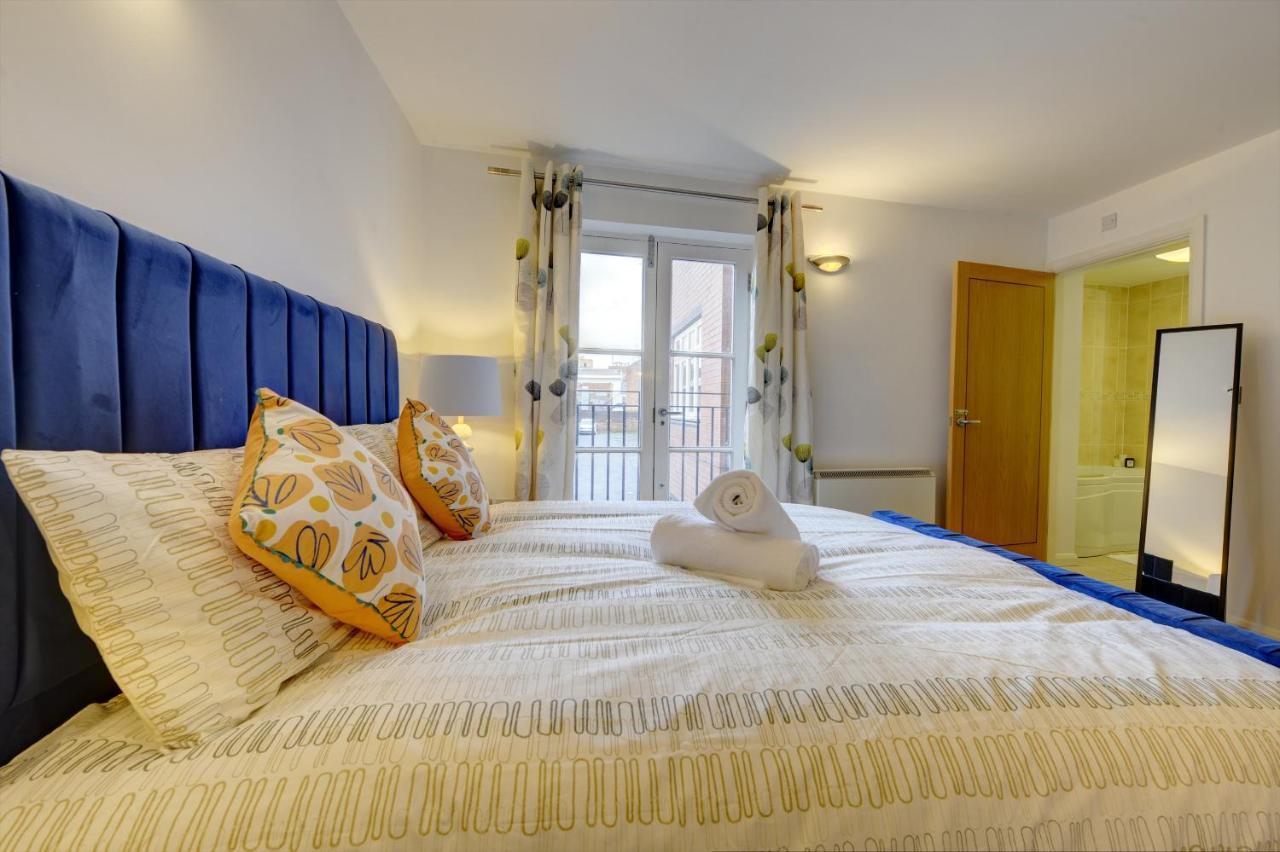 City Centre, 2 Bedroom, Secured Parking, 3 King Bed, Wifi Sleep 6 Guest Comfortable On Three King Size Beds, Jewellery Quarter , Birmingham City Centre , Allocated Secured Parking Εξωτερικό φωτογραφία