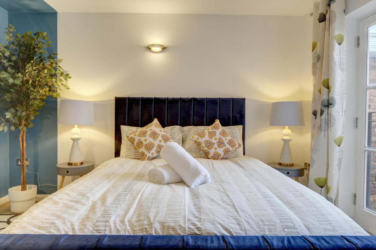 City Centre, 2 Bedroom, Secured Parking, 3 King Bed, Wifi Sleep 6 Guest Comfortable On Three King Size Beds, Jewellery Quarter , Birmingham City Centre , Allocated Secured Parking Εξωτερικό φωτογραφία