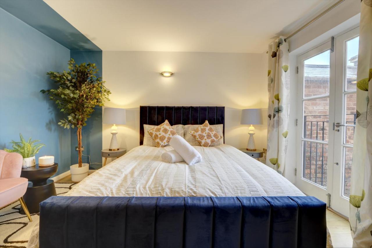 City Centre, 2 Bedroom, Secured Parking, 3 King Bed, Wifi Sleep 6 Guest Comfortable On Three King Size Beds, Jewellery Quarter , Birmingham City Centre , Allocated Secured Parking Εξωτερικό φωτογραφία